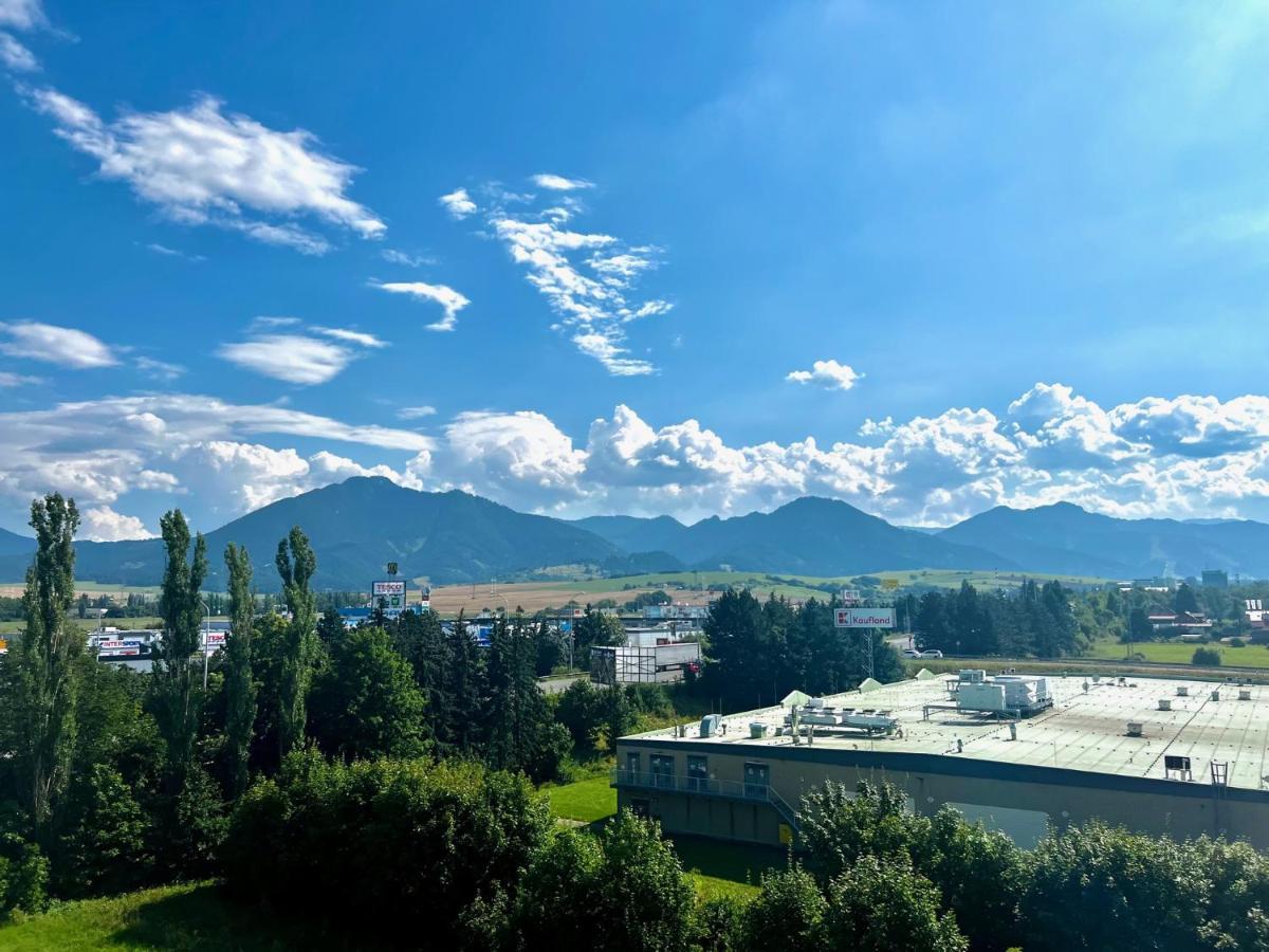 Urban Vista Apartment Liptovský Mikuláš Екстериор снимка